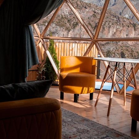 カズベギ Gabua Glampingヴィラ エクステリア 写真
