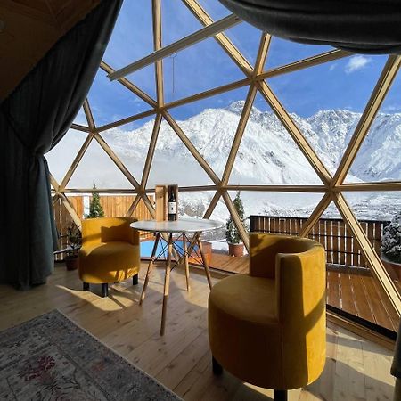 カズベギ Gabua Glampingヴィラ エクステリア 写真
